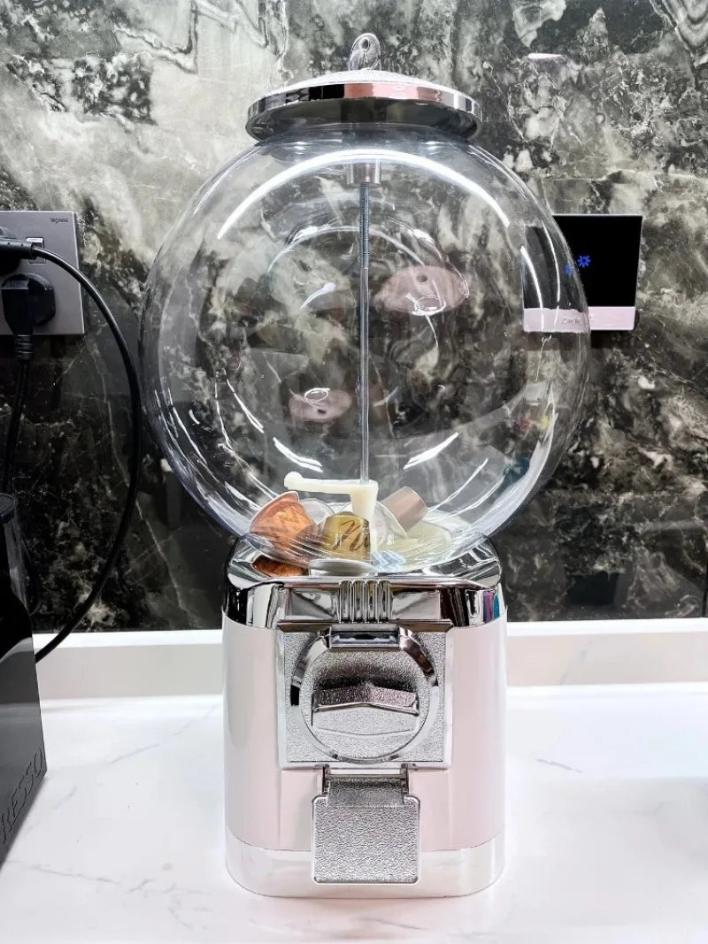 Maquina expendedora para café, tatuajes, juguetes